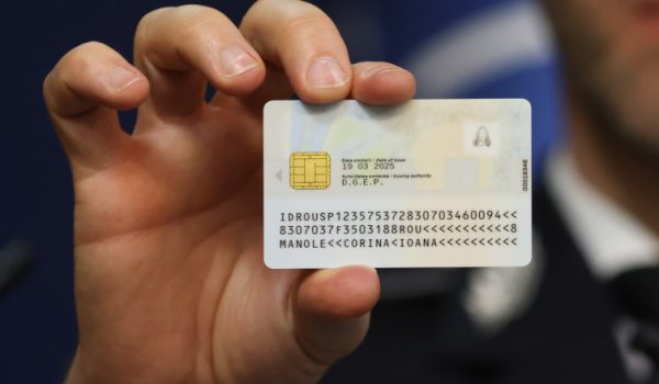 S-a lansat aplicația mobilă RO CEI Reader, destinată citirii și verificării datelor stocate în cip-ul Cărții Electronice de Identitate